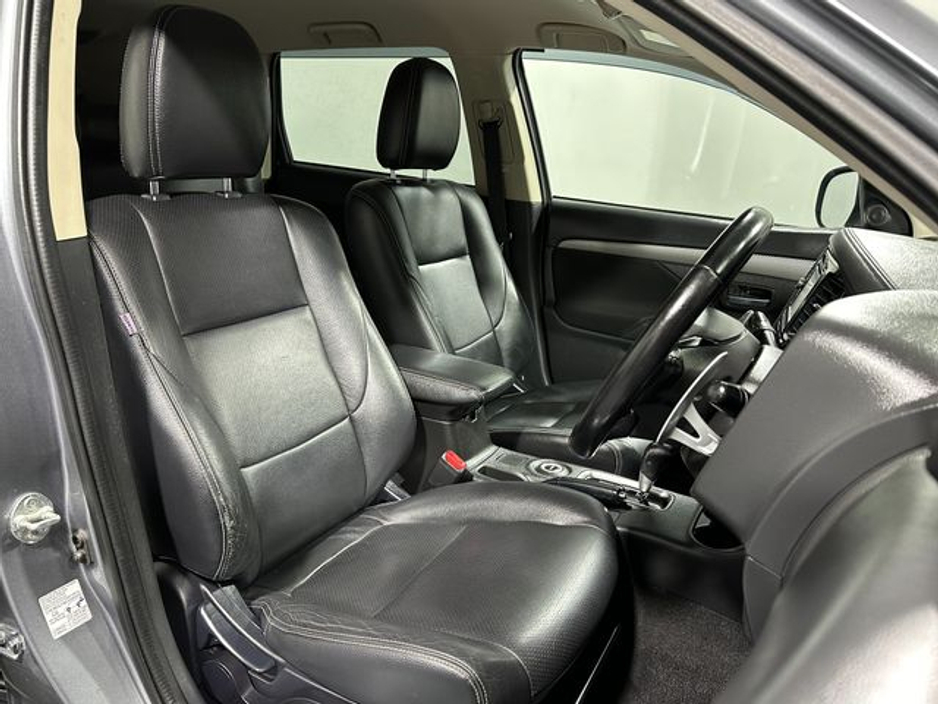 2016 Mitsubishi Outlander 2.2 Diesel Automatic 4x4 7 Seater €16,400