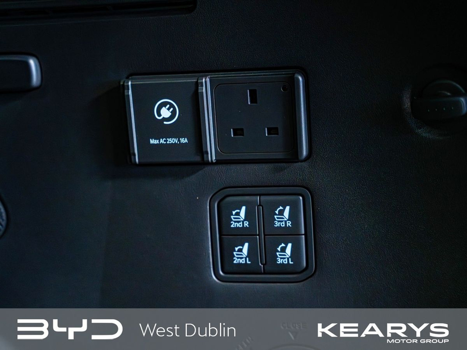 2025 Kia EV9 - image 40