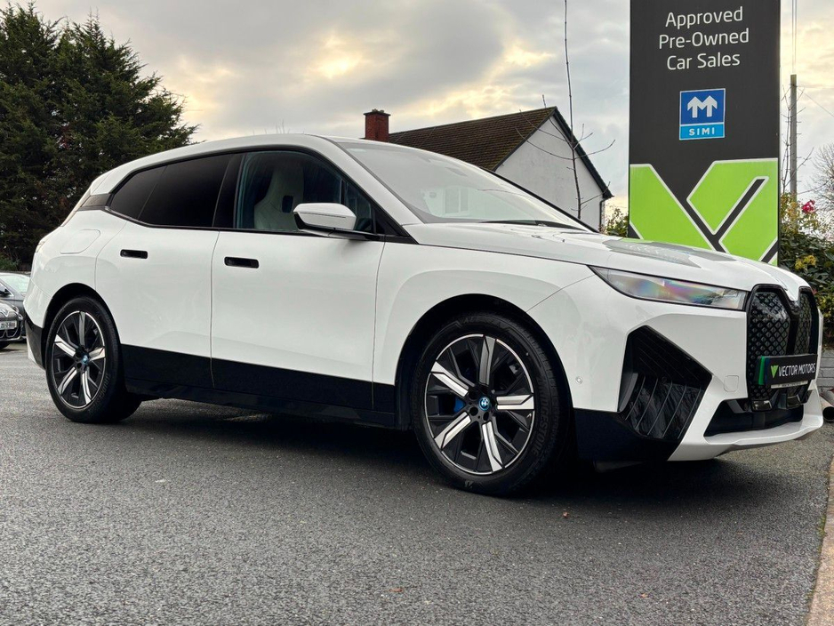 2023 BMW iX XD40 M SPORT €49,995