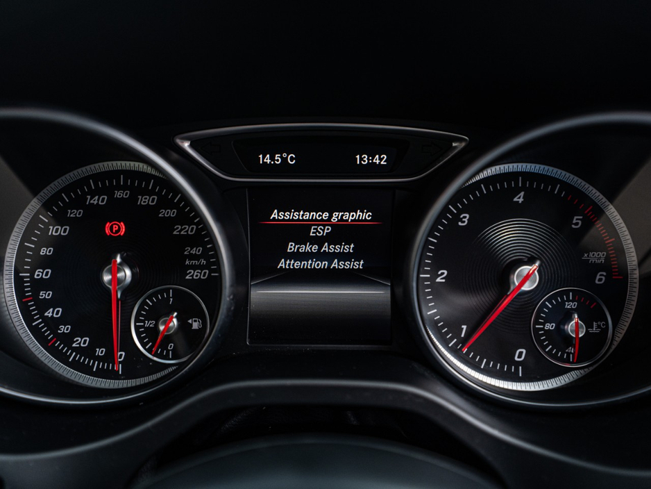 2017 Mercedes-Benz CLA Class - image 22