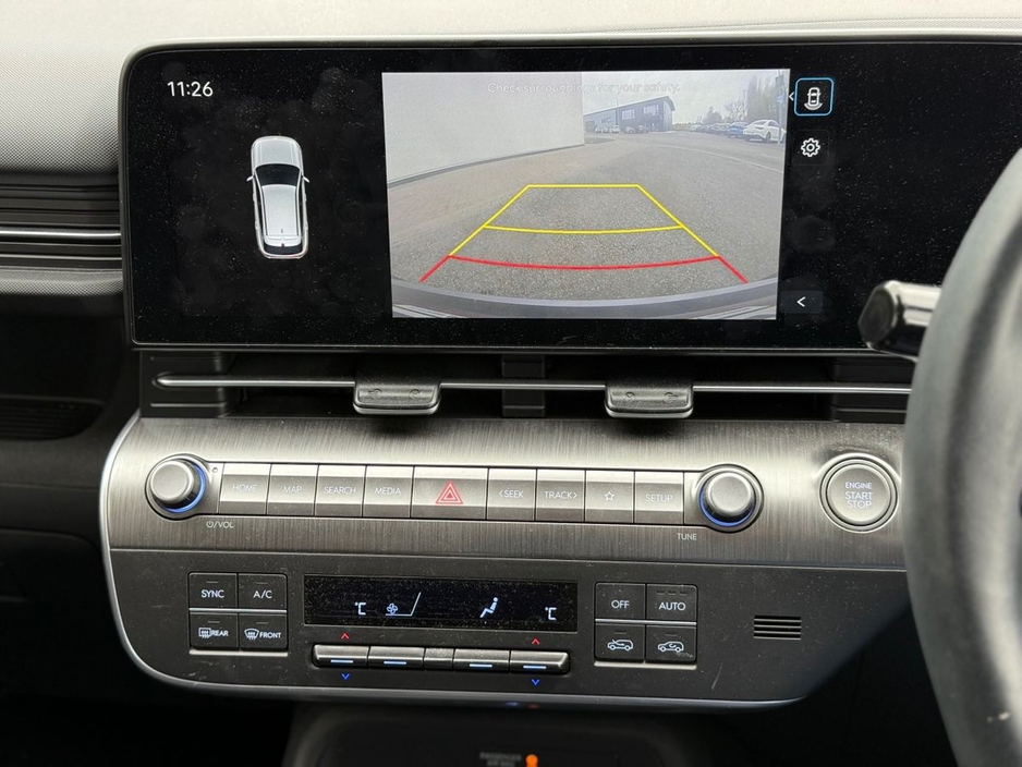 2024 Hyundai Kona - image 5