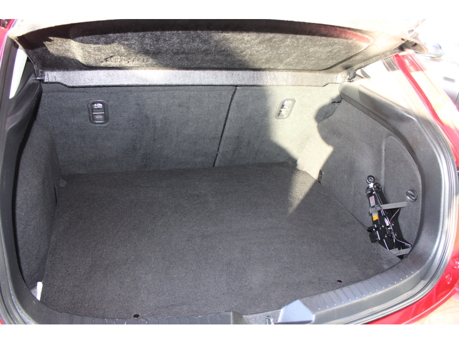 2014 Mazda Mazda3 2.0 SKYACTIV-G SE-L NAV AUTO €8,750