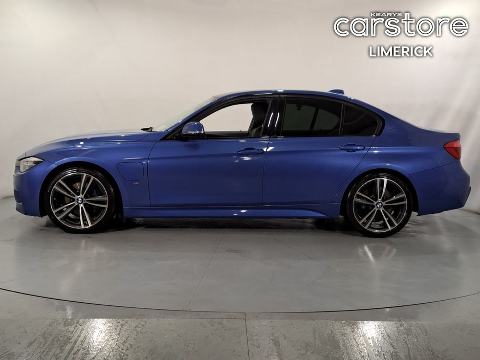 2017 BMW 3 Series 330e M-Sport Estoril Blue €19,890