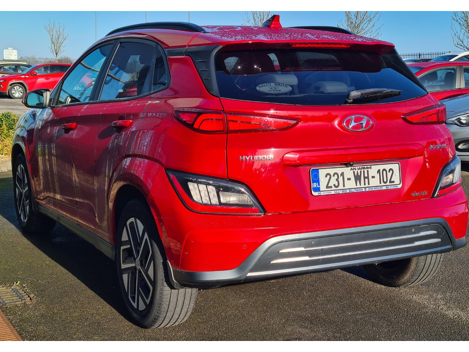 2023 Hyundai Kona - image 5