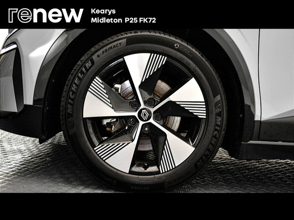 2023 Renault Megane E-Tech Equilibre EV60 220hp €25,990