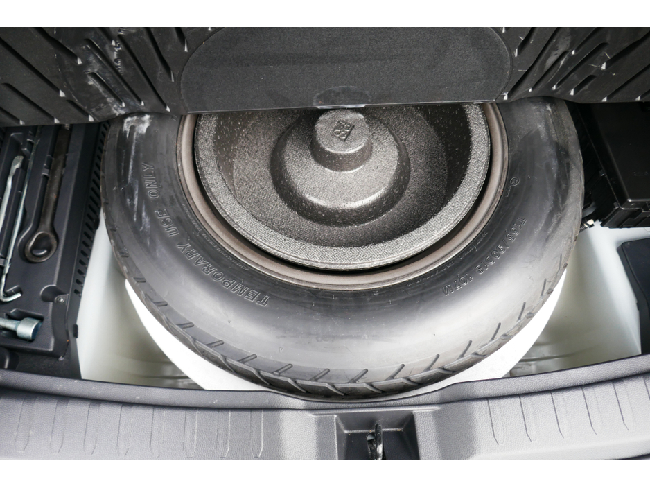 2023 Toyota Rav4 ACROSS 2.5 E FOUR 302PS PHEV €38,000