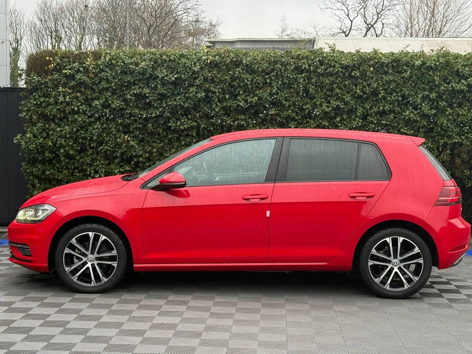 2020 Volkswagen Golf COMFORTLINE 1.2 TSI // VERY LOW MILEAGE // FULL SERVICE HISTORY // APPLE CARPLAY/ANDROID AUTO €20,900