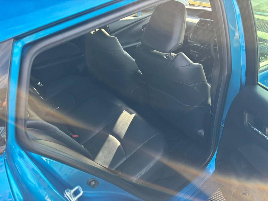 2019 Toyota Prius - image 5