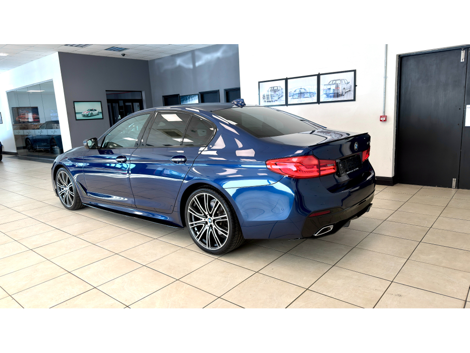 2018 BMW 5 Series - image 19