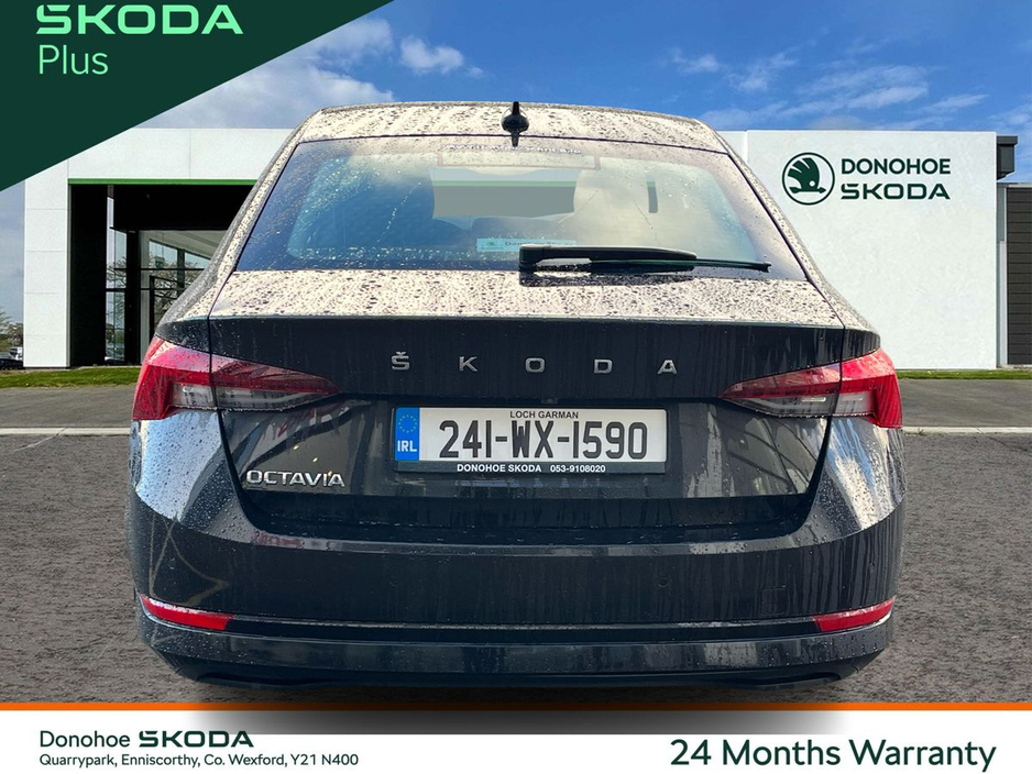 2024 Skoda Octavia - image 12