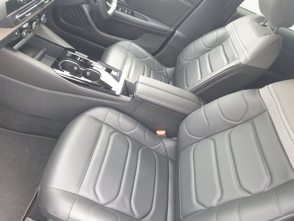 2025 Citroen C5X "Plus Model" Petrol Puretech (130ps) Automatic €34,995