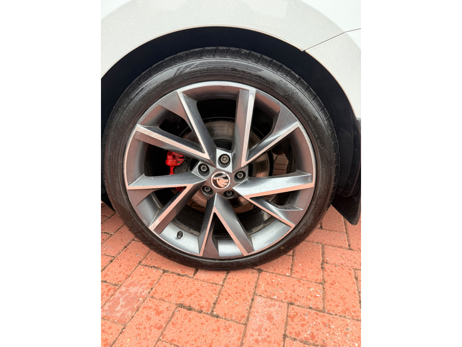 2018 Skoda Superb 2.0 TDI 190bhp Sportline DSG €19,995