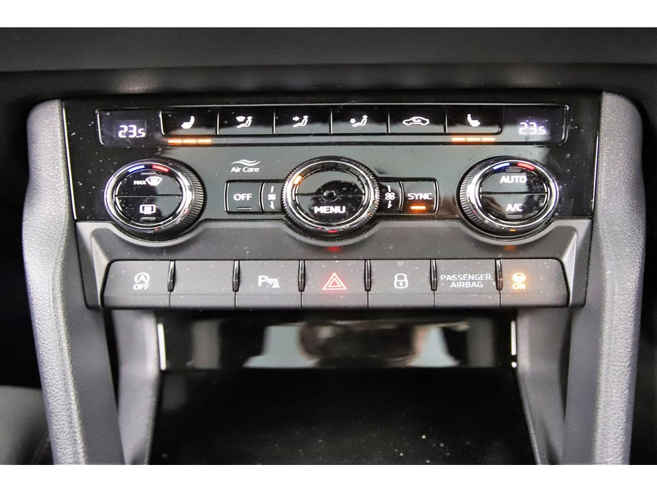 2024 Skoda Karoq - image 21