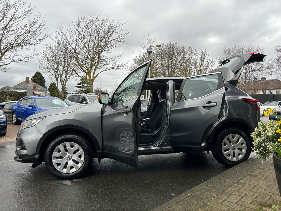 2019 Nissan Qashqai - image 7