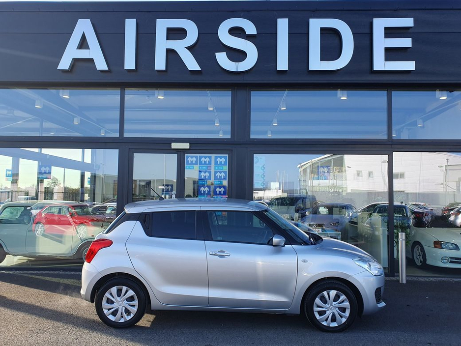 2020 Suzuki Swift - image 9