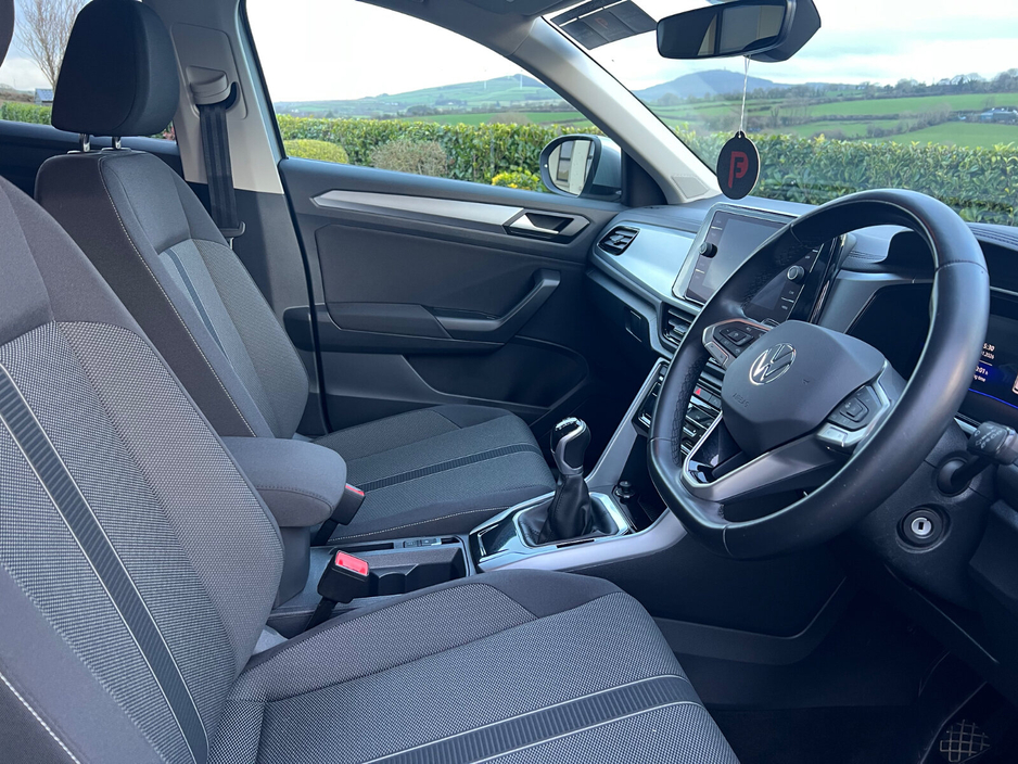 2023 Volkswagen T-Roc 2.0 TDI 116HP Life €28,950
