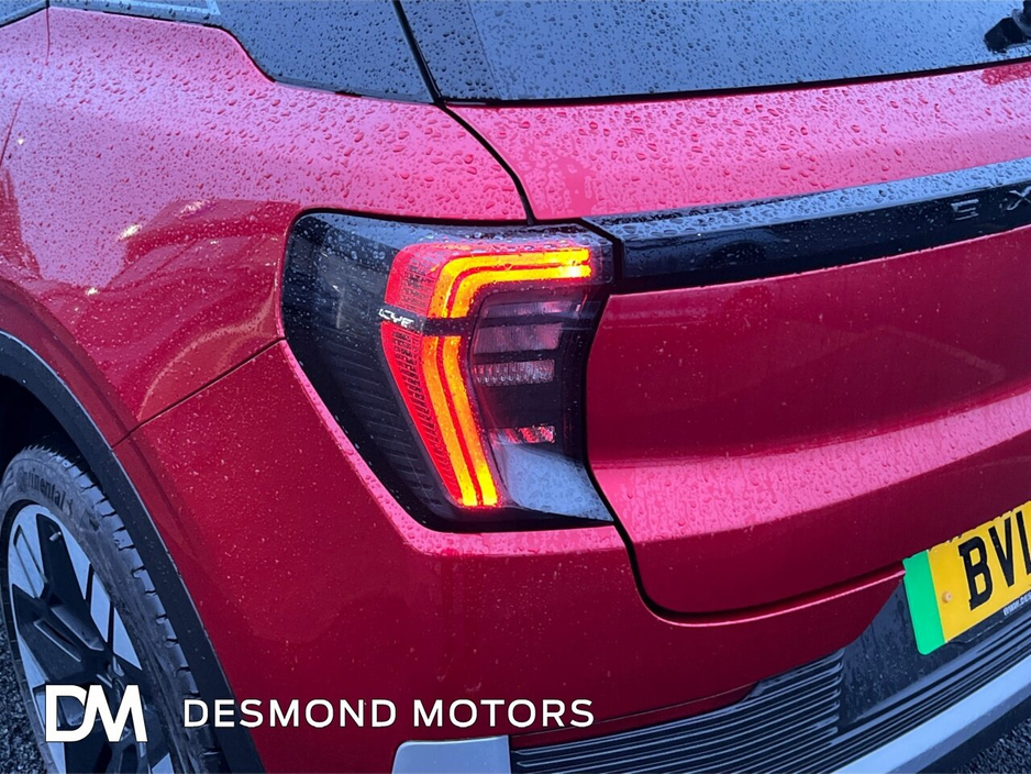 2025 Ford Explorer PREMIUM EV AWD €43,250