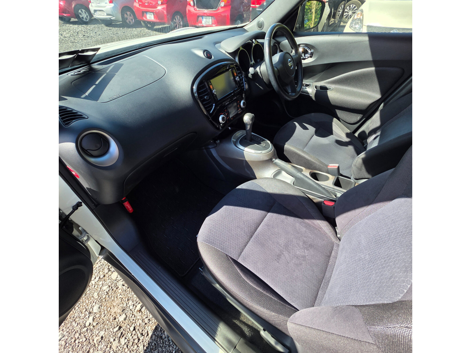 2015 Nissan Juke - image 19