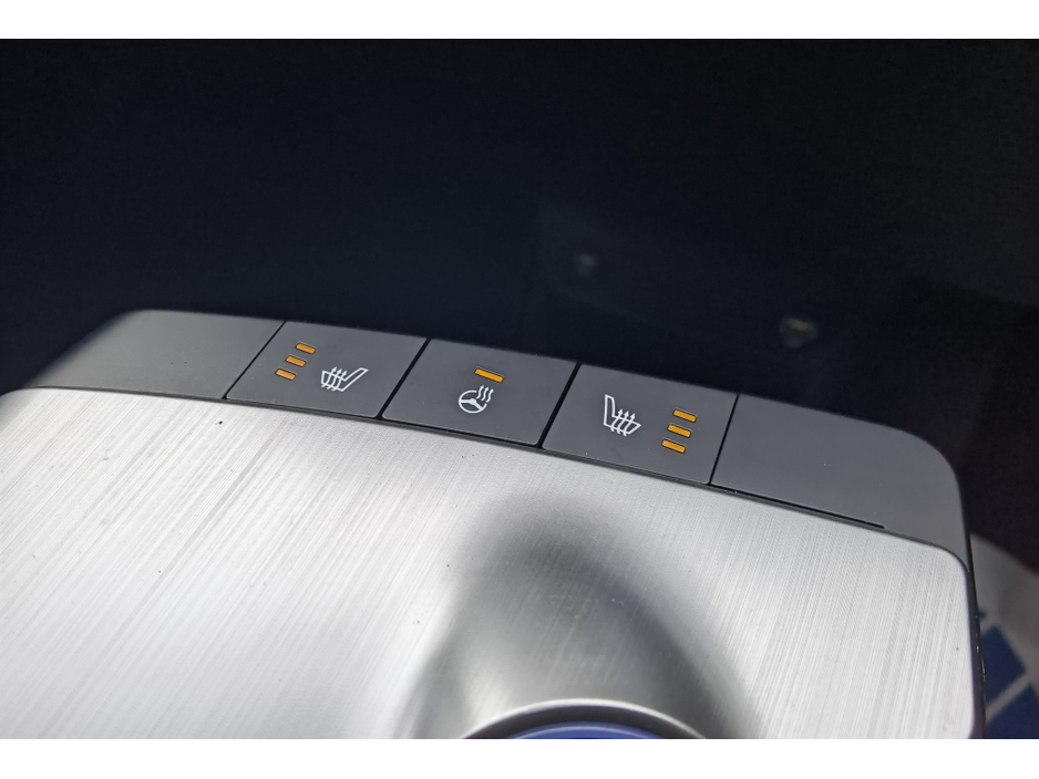 2023 Kia EV6 - image 18