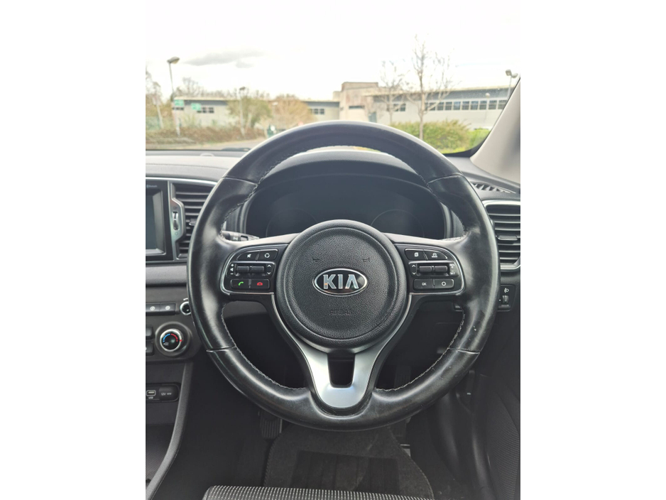 2016 Kia Sportage - image 20