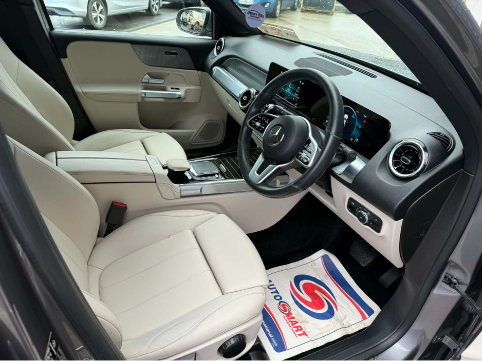 2021 Mercedes-Benz GLB - image 10