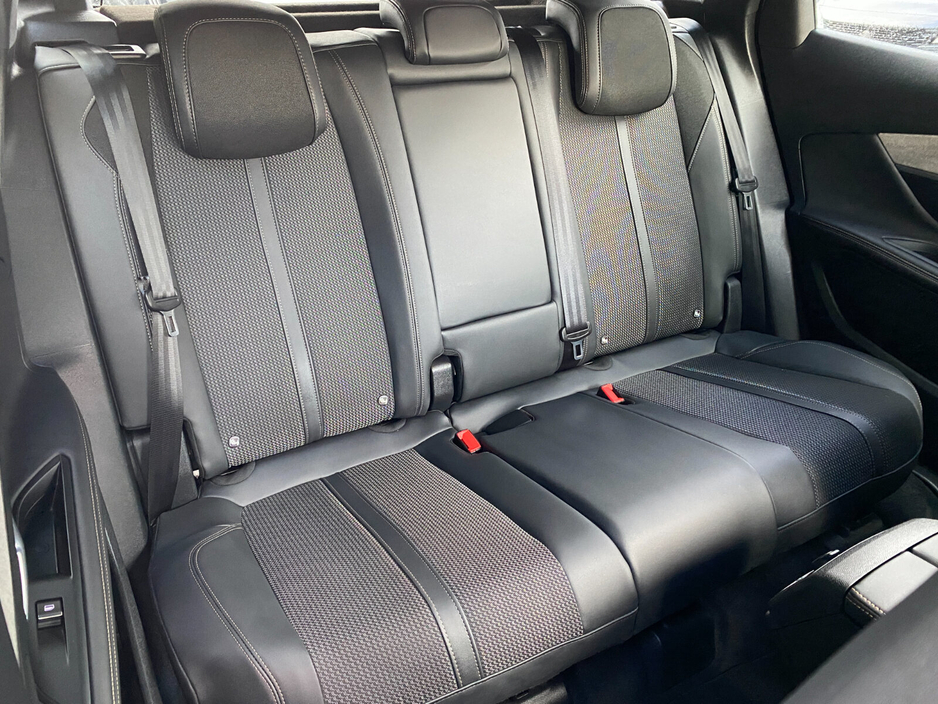 2023 Peugeot 3008 1.5 BlueHDi 130bhp Auto 6.4 GT €34,900