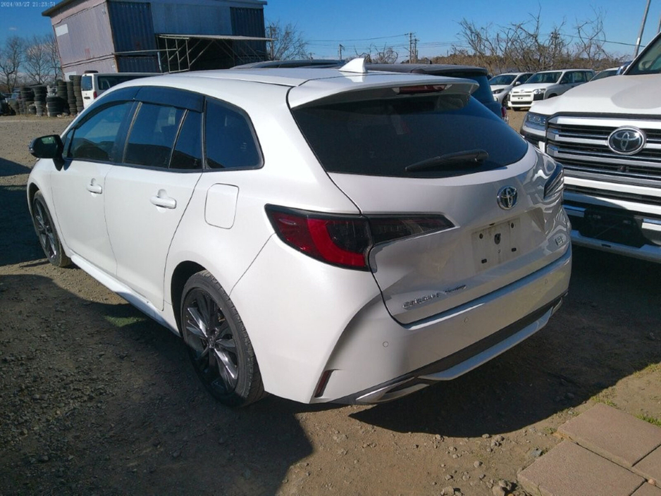 2023 Toyota Corolla - image 9
