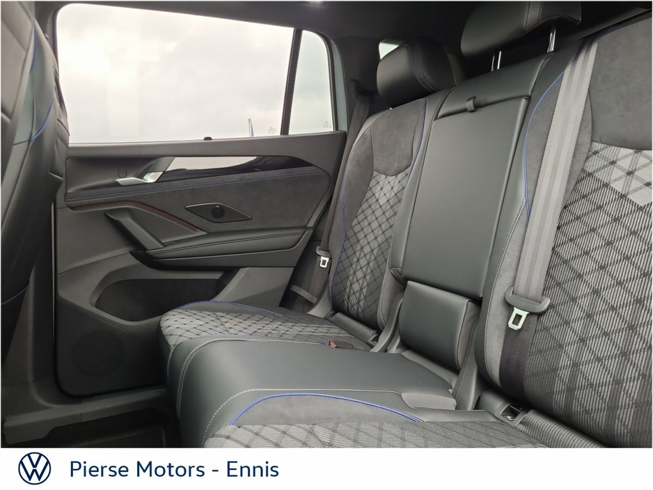 2025 Volkswagen Tayron - image 8