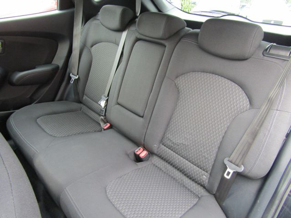 2013 Hyundai ix35 - image 23