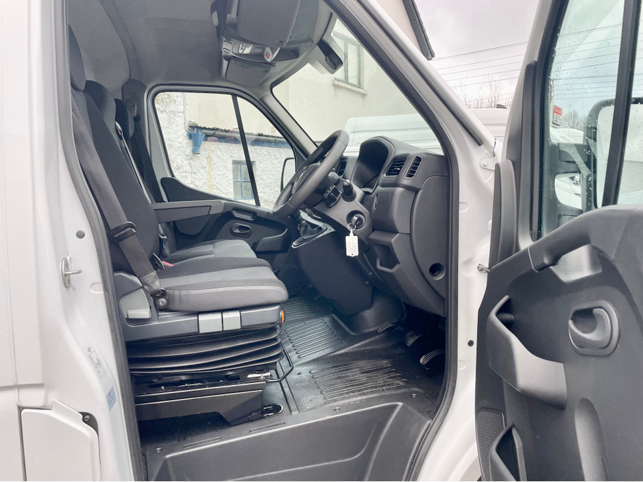 2023 Renault Master LM35 BUSINESS+ 2.3 BLUE DCI 135PS LWB €20,000