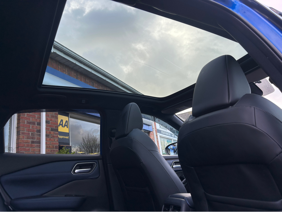 2022 Nissan Qashqai SVE-Premium Stunning Top Spec. Automatic - Pan-Roof + Leather & BOSE - Top Trade-Ins & Great Finance Deals - €29,950