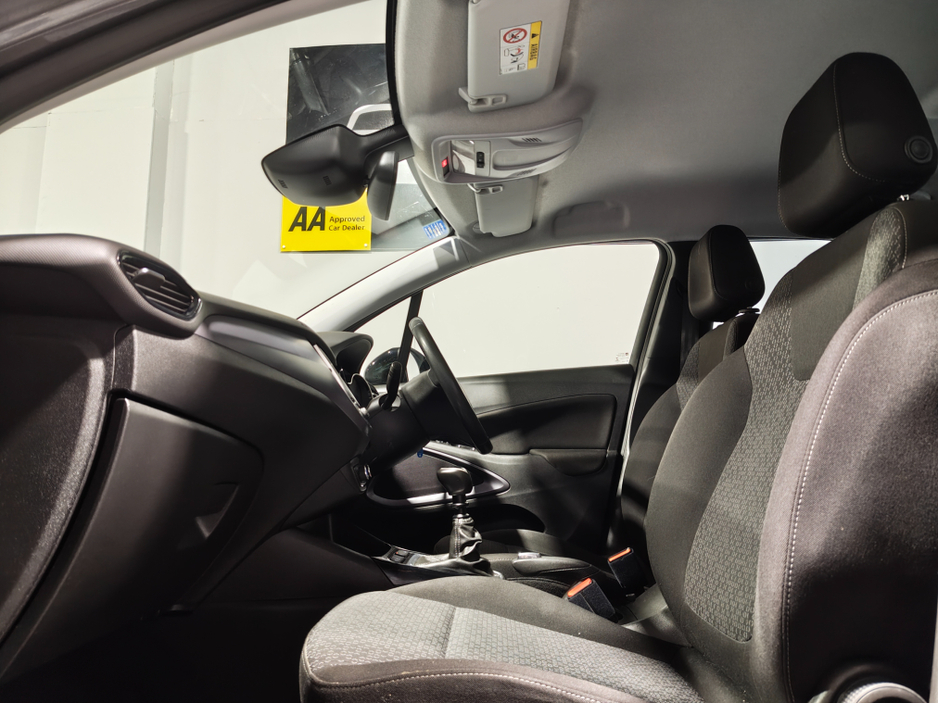 2022 Opel Crossland X - image 15