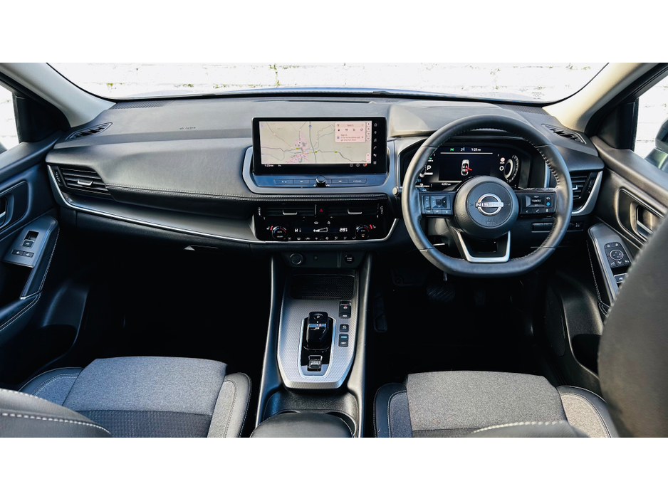 2025 Nissan Qashqai E-POWER SV PREMIUM 2T €42,995