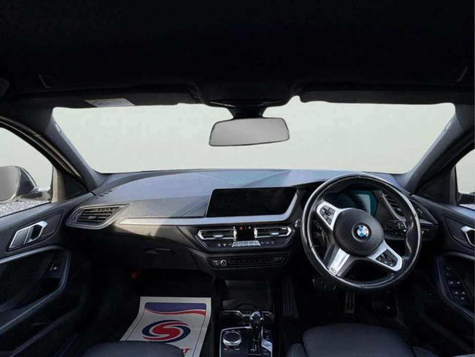 2020 BMW 1 Series - image 13