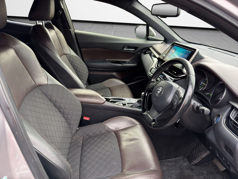 2018 Toyota C-HR “When comfort meets cool — the C-HR delivers.” €19,888