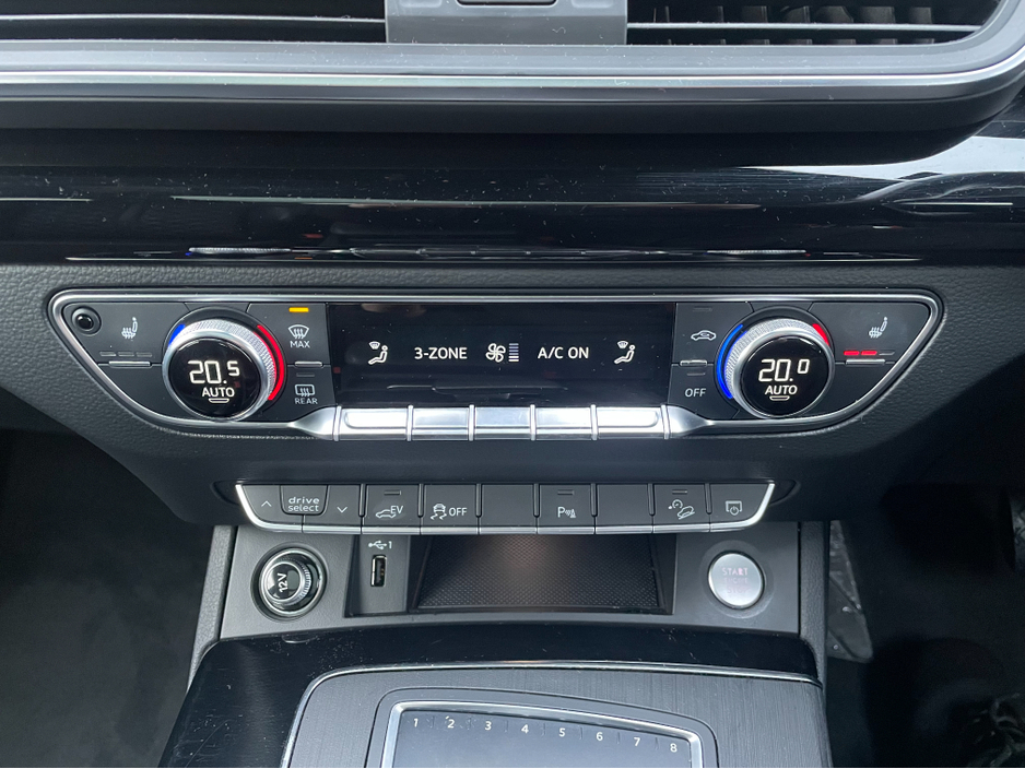 2020 Audi Q5 2.0TFSIE 50 QTIP 5DR BLACK EDITION €39,950
