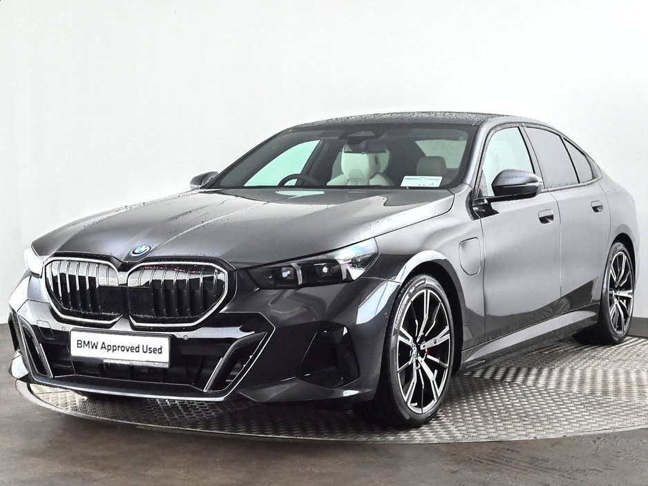 2026 BMW 5 Series - image 24