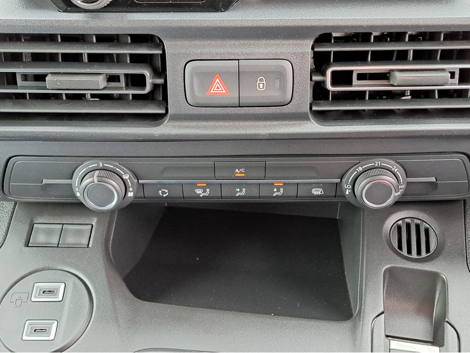 2026 Opel Combo - image 27