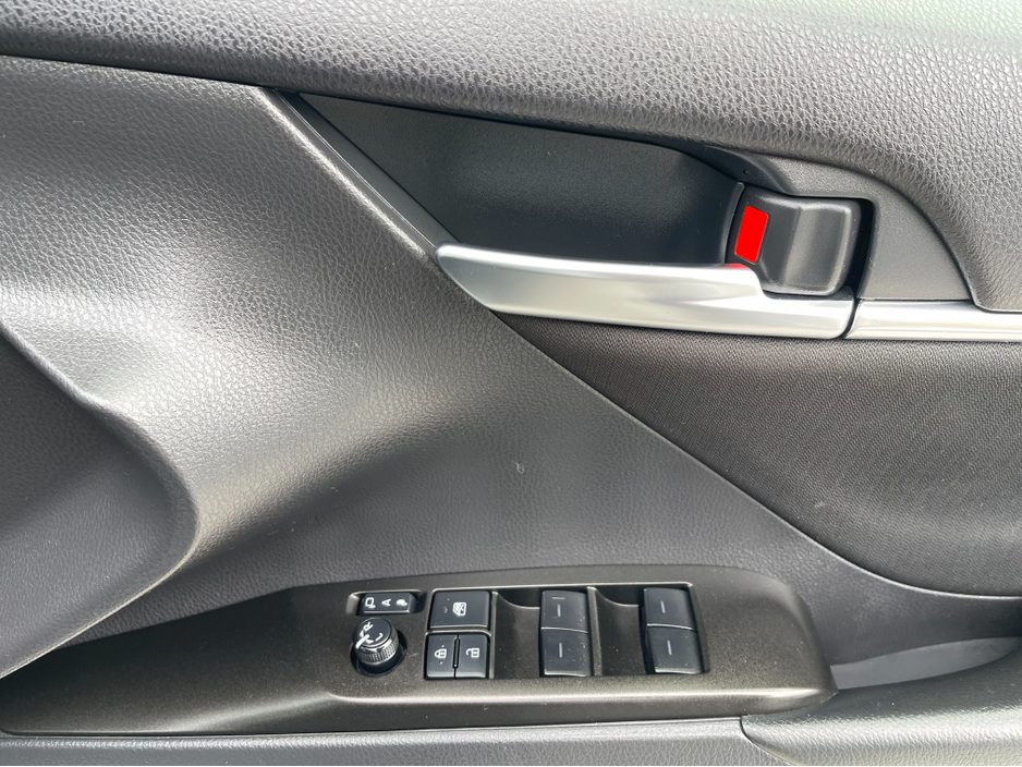 2021 Toyota Camry - image 15