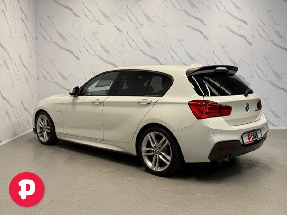 2016 BMW 1 Series - image 15