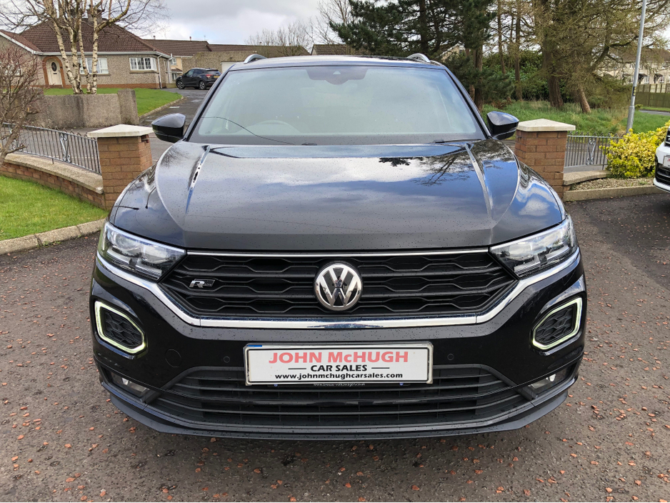2019 Volkswagen T-Roc - image 3