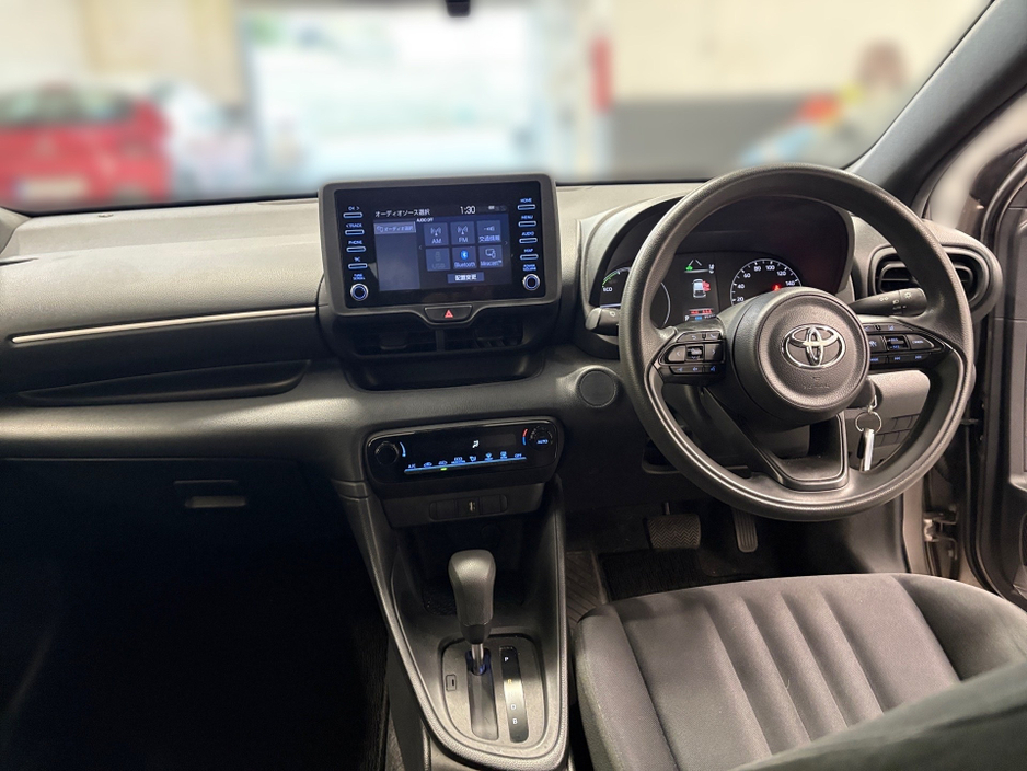 2020 Toyota Yaris - image 16