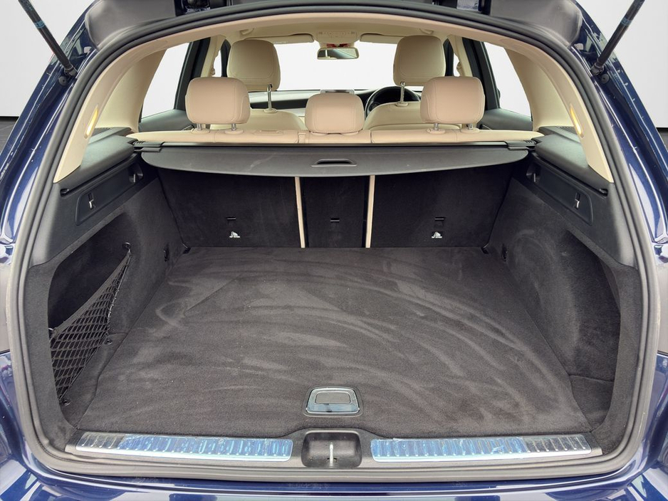 2019 Mercedes-Benz GLC Class - image 15