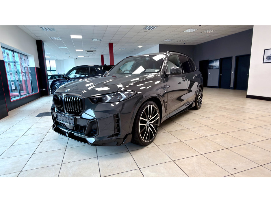 2023 BMW X5 - image 22