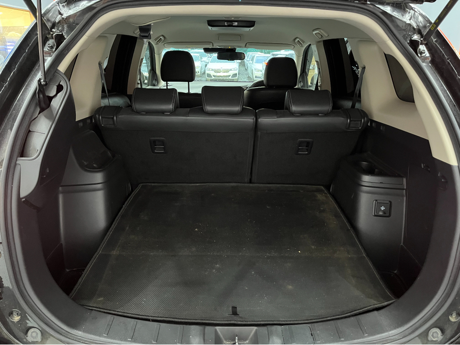 2018 Mitsubishi Outlander €19950! 2018 MITSUBISHI OUTLANDER PHEV G 2.4 AUTOMATIC / CRUISE CONTROL / 360° PARKING CAMERA / ELECTRIC HEATED SEATS / HEATED STEERING WHEEL / PADDLE SHIFTERS €19,950