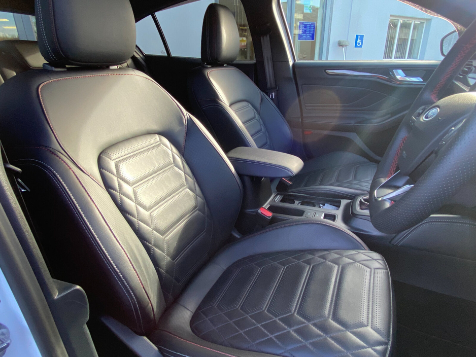 2023 Ford Focus - image 16