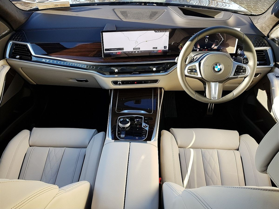 2026 BMW X7 X7 xDrive40d M Sport €195,673