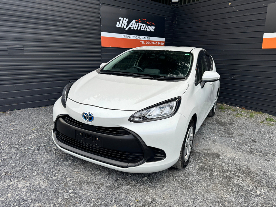 2021 Toyota Aqua - image 3