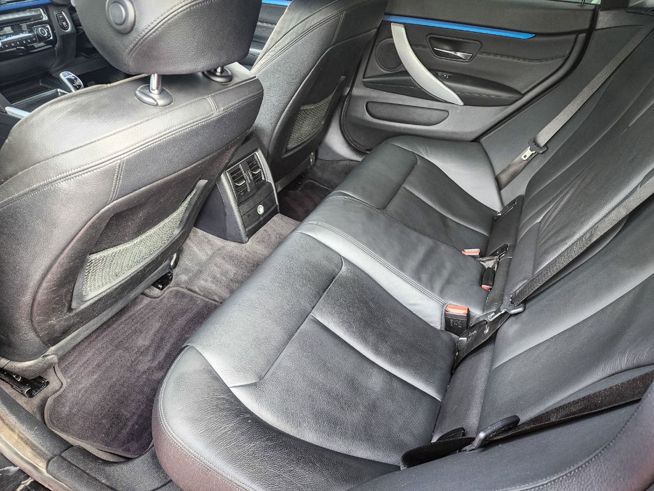 2020 BMW 4 Series - image 33