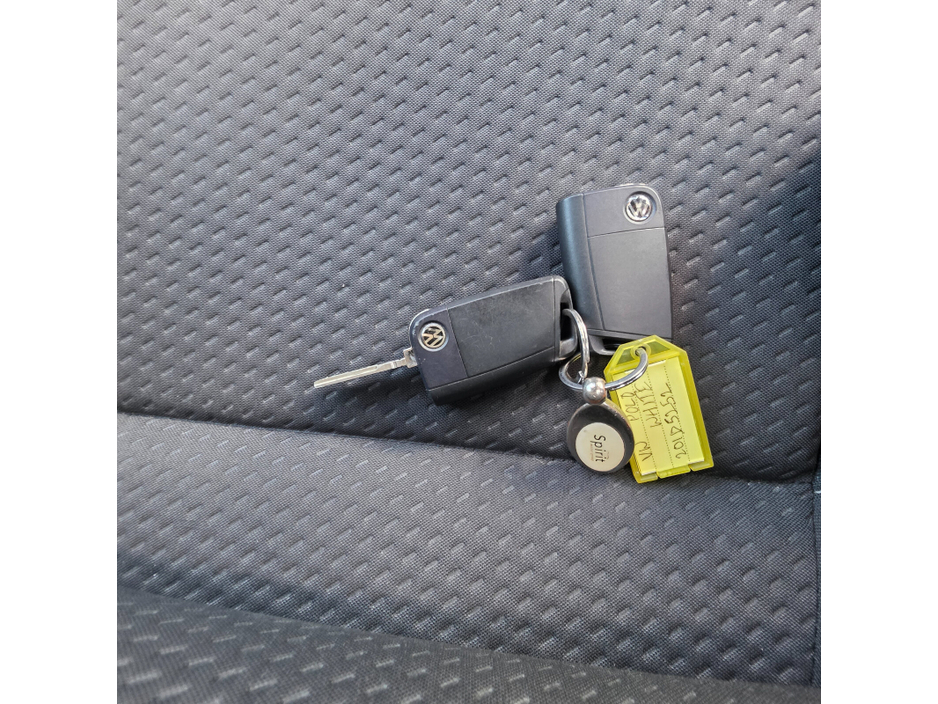 2020 Volkswagen Polo - image 20